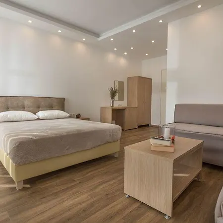 Mare Naxia Hotel